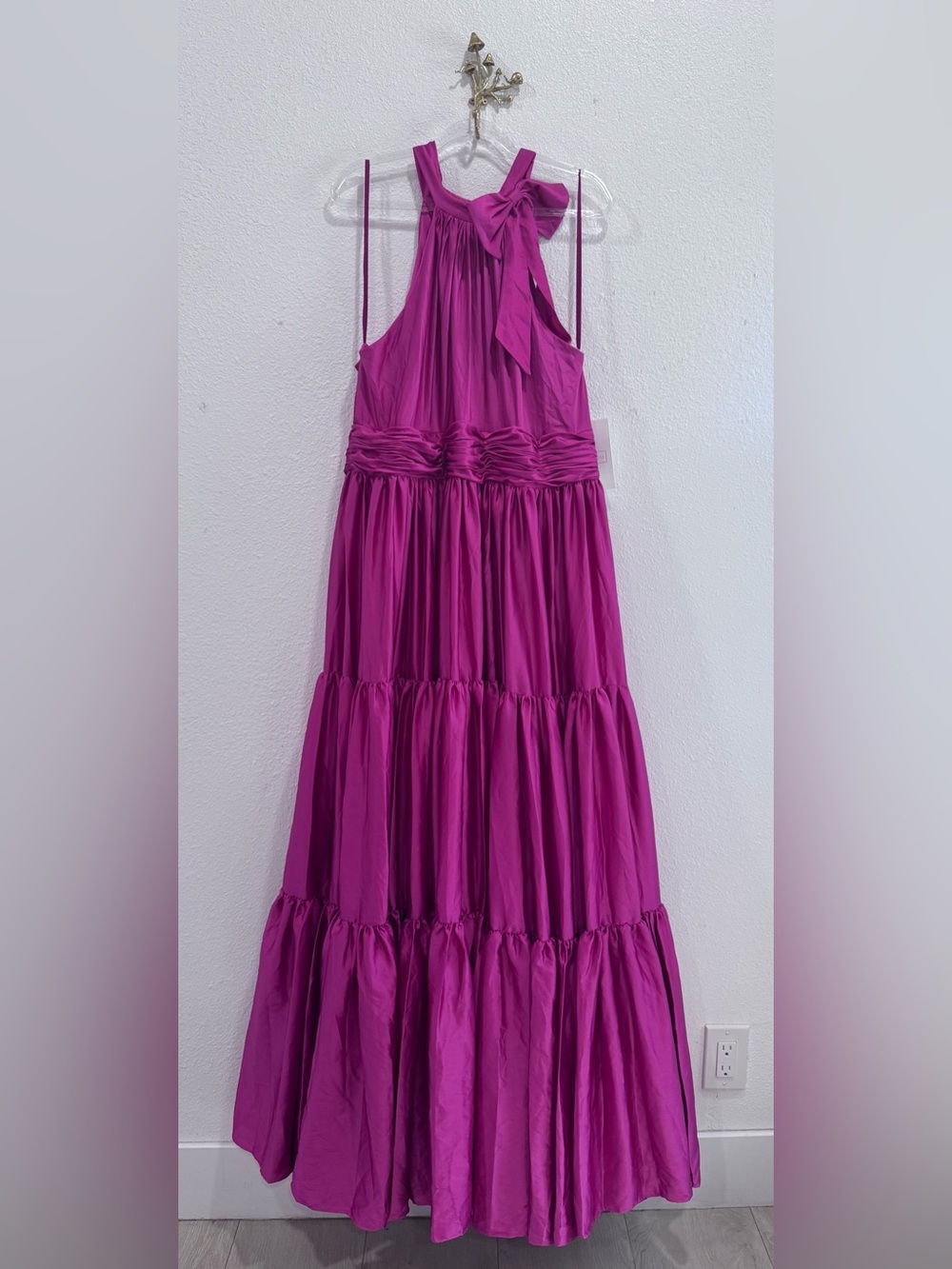 Elegant Fuchsia Halter Maxi Dress - Women - Picture 4 of 14
